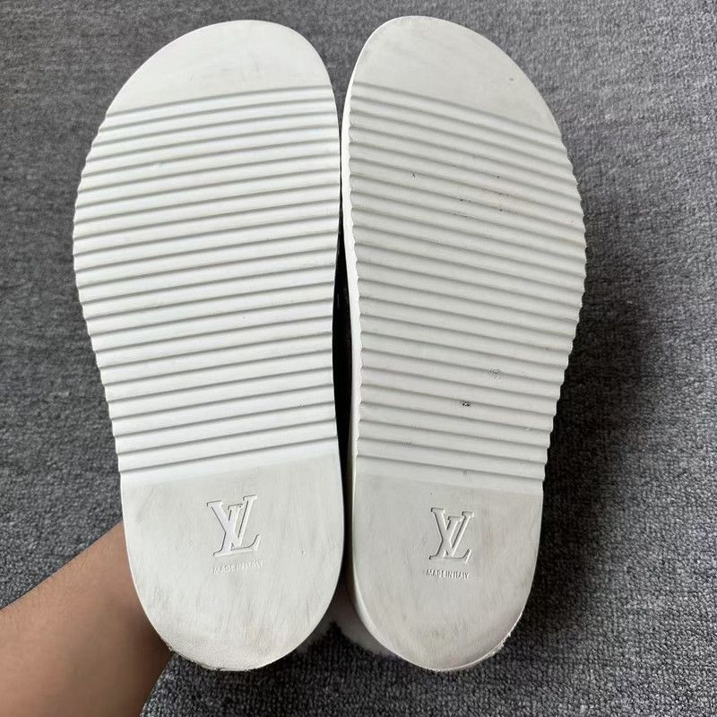 Louis Vuitton Louis Vuitton Easy Metallic Casual Shoes for Men 0079 Size US 9.5 / EU 42-43 - 4 Thumbnail