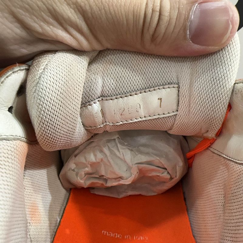 Louis Vuitton Louis Vuitton Trainer Low-Top Sneakers in Orange 0079 Size US 8 / EU 41 - 5 Thumbnail