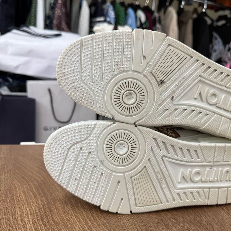 Louis Vuitton Nigo x Louis Vuitton White Trainer Sneakers 0079 Size US 8 / EU 41 - 6 Thumbnail