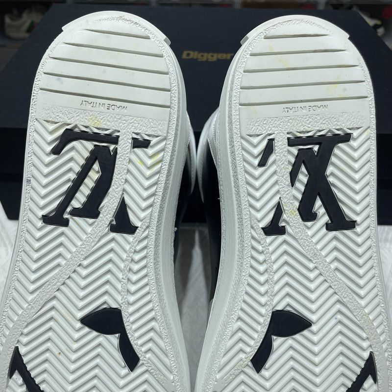 Louis Vuitton Louis Vuitton Charlie Stylish High-Top Casual Sneakers 0079 Size US 9.5 / EU 42-43 - 12 Thumbnail