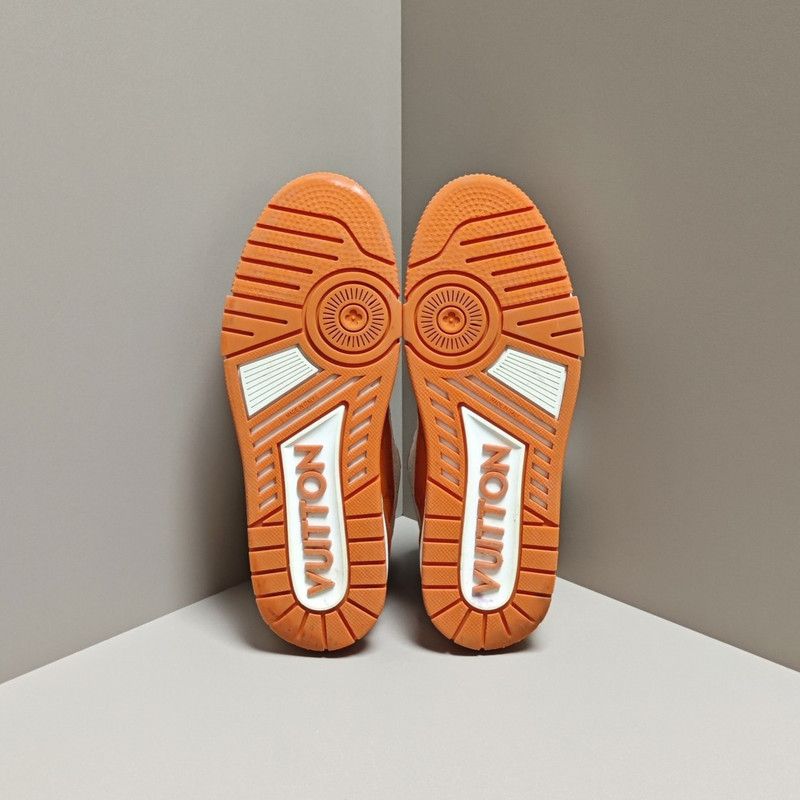 Louis Vuitton Louis Vuitton Trainer Leather Low-Top Sneakers 0079 Size US 8.5 / EU 41-42 - 4 Thumbnail