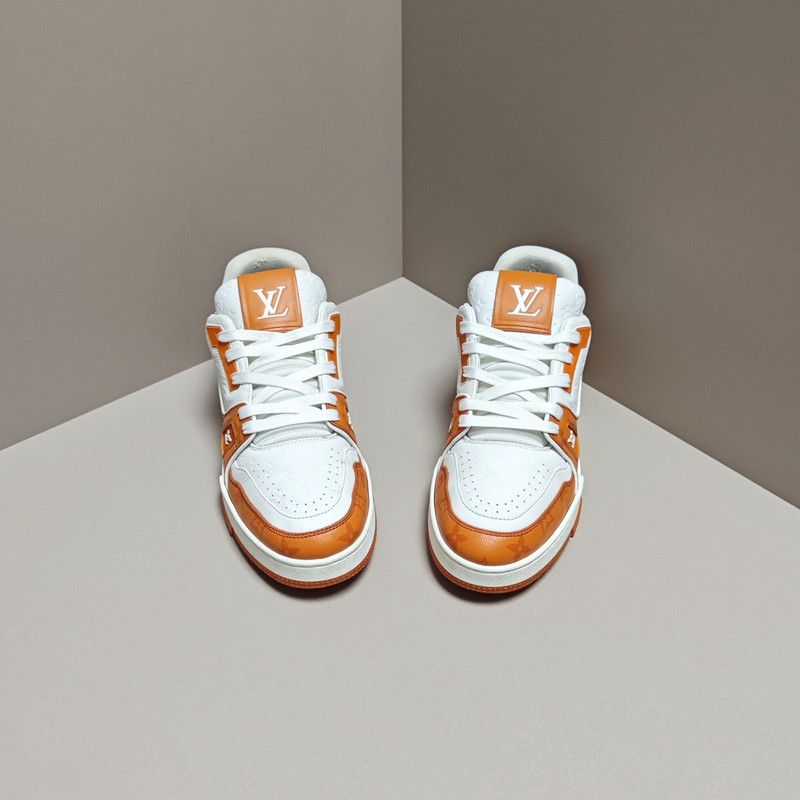 Louis Vuitton Louis Vuitton Trainer Leather Low-Top Sneakers 0079 Size US 8.5 / EU 41-42 - 2 Thumbnail