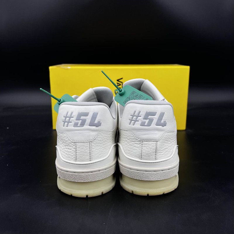 Louis Vuitton Louis Vuitton Leather Trainer Fashion Sneakers for Everyone 0079 Size US 8 / EU 41 - 3 Thumbnail