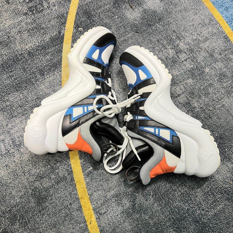 Louis Vuitton Louis Vuitton Leather Sports Sneakers in Black and Blue 0079 Size US 8 / EU 41 - 7 Thumbnail
