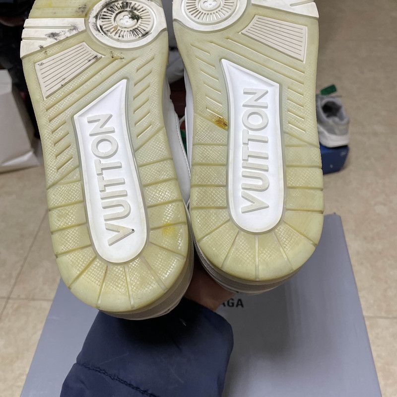 Louis Vuitton Louis Vuitton White Trainer Fashion Sneakers 0079 Size US 10.5 / EU 43-44 - 7 Thumbnail