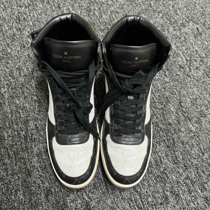 Louis Vuitton Louis Vuitton Rivoli Sneakers in Black and White 0079 Size US 8 / EU 41 - 2 Thumbnail