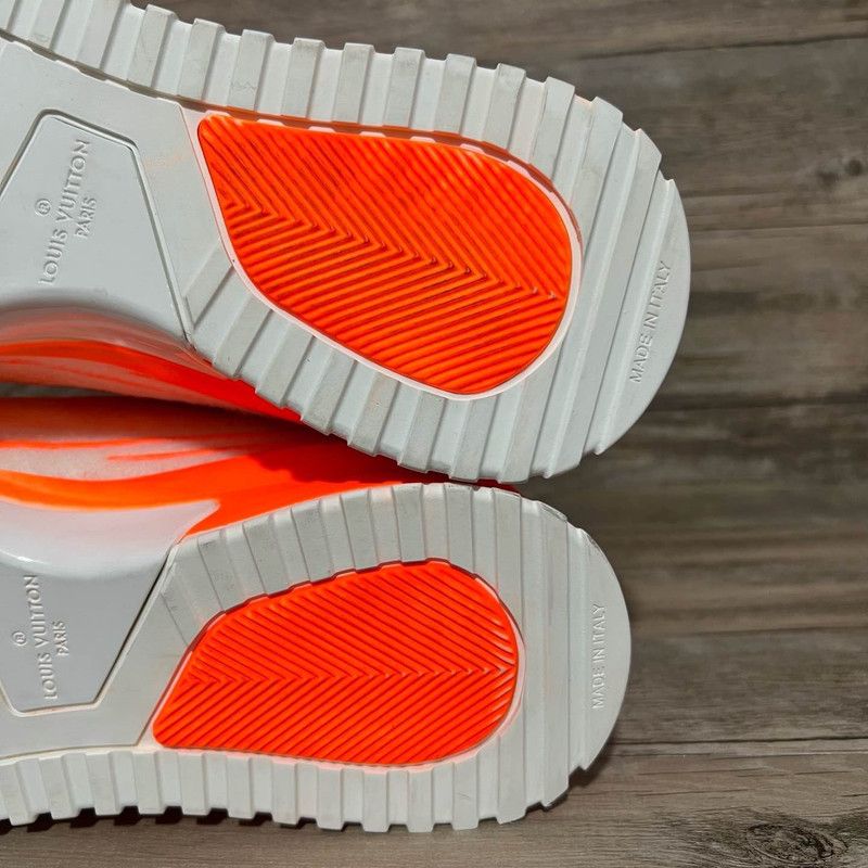 Louis Vuitton Louis Vuitton Comfortable Orange Running Shoes 0079 Size US 8.5 / EU 41-42 - 6 Thumbnail