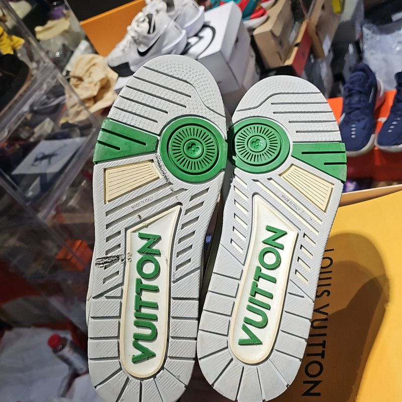 Louis Vuitton Louis Vuitton Retro Classic Trainer Sneakers 0079 Size US 8.5 / EU 41-42 - 4 Thumbnail