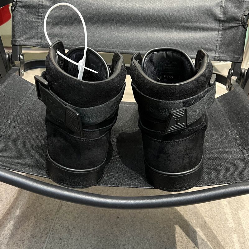 Louis Vuitton Louis Vuitton Rivoli High Top Sneakers 0079 Size US 9.5 / EU 42-43 - 3 Thumbnail