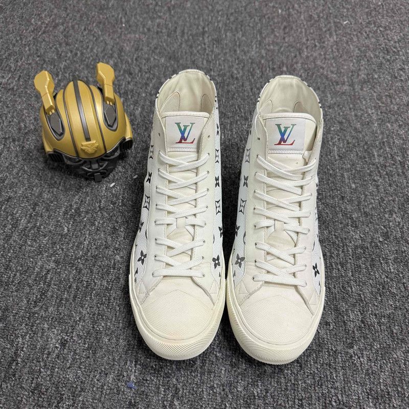 Louis Vuitton Louis Vuitton Tattoo High-Top Fashion Sneakers 0079 Size US 8 / EU 41 - 2 Thumbnail