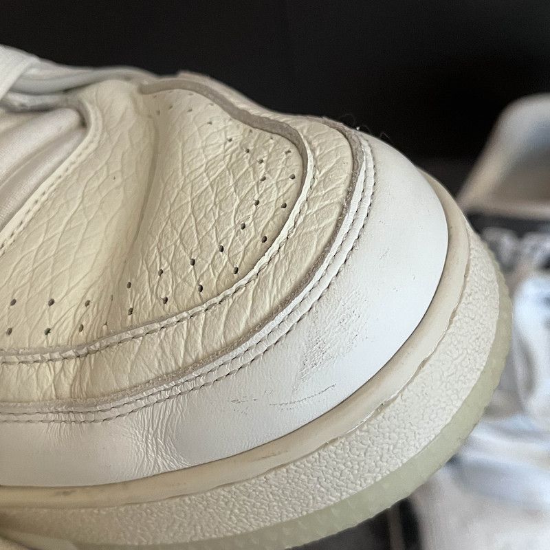 Louis Vuitton Louis Vuitton Trainer Low Top Fashion Sneakers 0079 Size US 9 / EU 42 - 6 Thumbnail