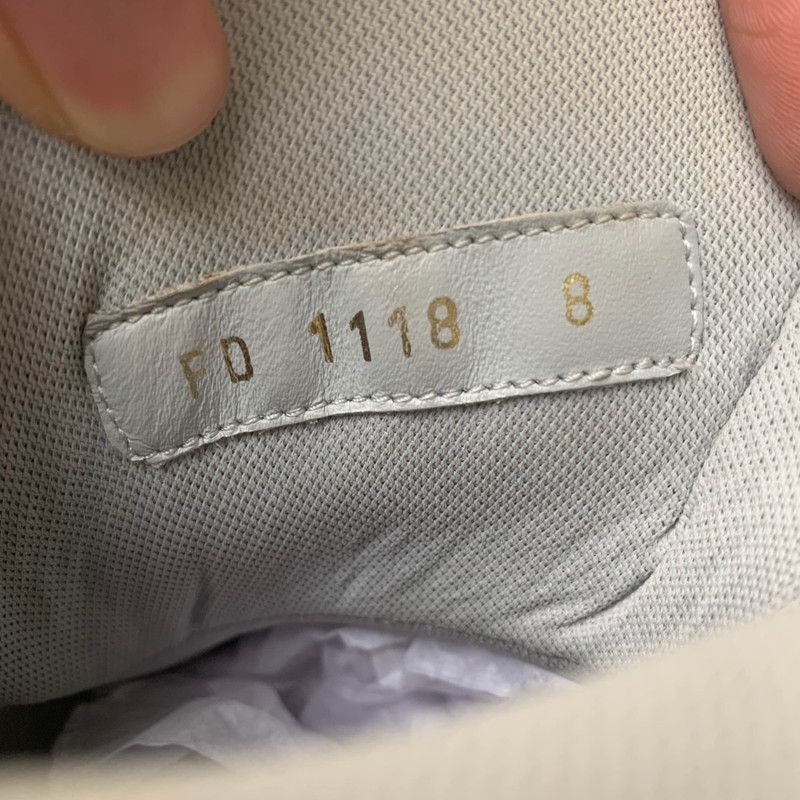 Louis Vuitton Louis Vuitton High-Top Trainer Sneakers for Men 0079 Size US 8.5 / EU 41-42 - 5 Thumbnail