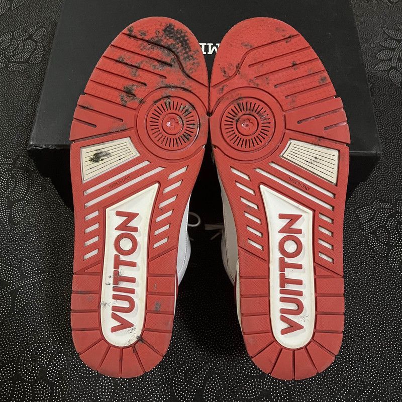 Louis Vuitton Louis Vuitton High-Top Trainer Sneakers for Men 0079 Size US 8.5 / EU 41-42 - 4 Thumbnail