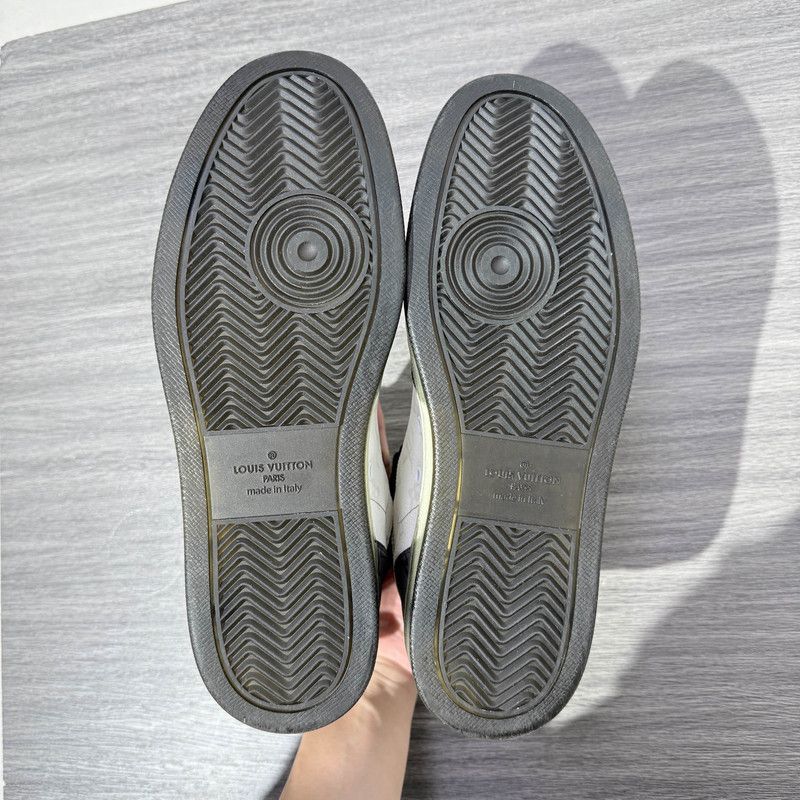 Louis Vuitton Louis Vuitton Rivoli Casual Sneakers in White and Blue 0079 Size US 8.5 / EU 41-42 - 4 Thumbnail