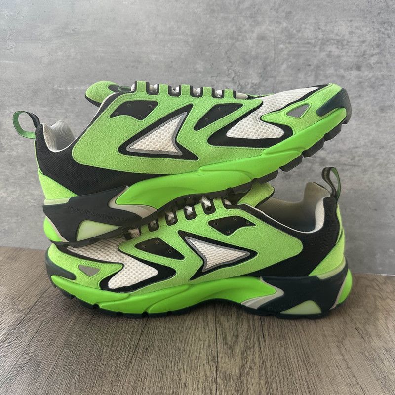 Louis Vuitton Louis Vuitton Runner Tatic Low-Top Green Sneakers 0079 Size US 8.5 / EU 41-42 - 7 Thumbnail
