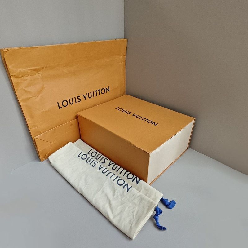 Louis Vuitton Louis Vuitton Run Away Casual Running Shoes 0079 Size US 7.5 / EU 40-41 - 6 Thumbnail