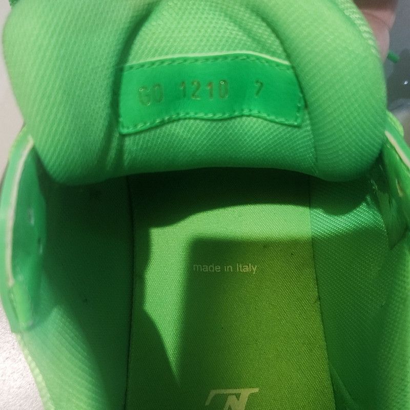 Louis Vuitton Louis Vuitton Green Trainer Sneakers for Men 0079 Size US 8 / EU 41 - 5 Thumbnail