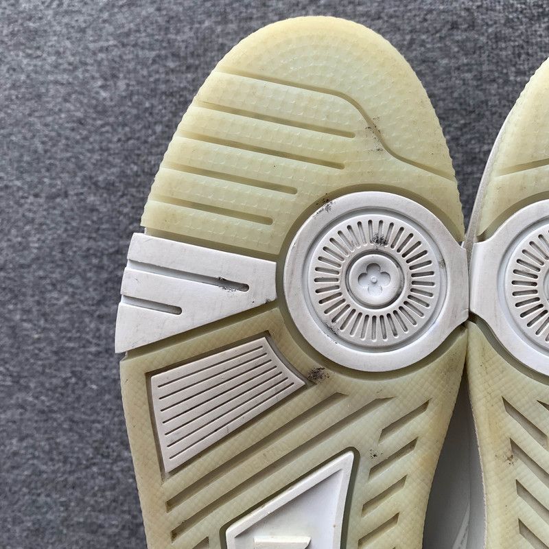 Louis Vuitton Louis Vuitton Trainer Low Top Fashion Sneakers 0079 Size US 8 / EU 41 - 10 Thumbnail