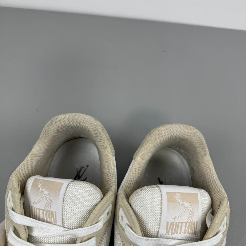 Louis Vuitton Louis Vuitton Trainer Low-Top Casual Sneakers 0079 Size US 8 / EU 41 - 8 Thumbnail