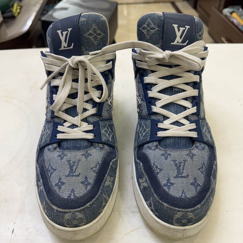 Louis Vuitton Louis Vuitton Blue Trainer Sneakers for Men 0079 Size US 8 / EU 41 - 2 Thumbnail