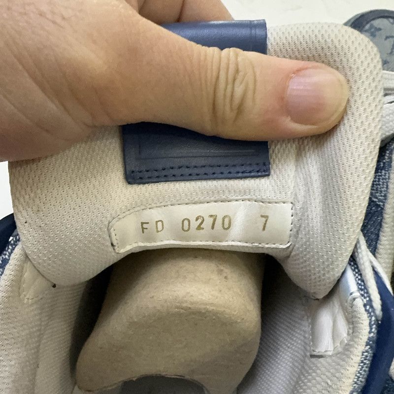 Louis Vuitton Louis Vuitton Blue Trainer Sneakers for Men 0079 Size US 8 / EU 41 - 5 Thumbnail
