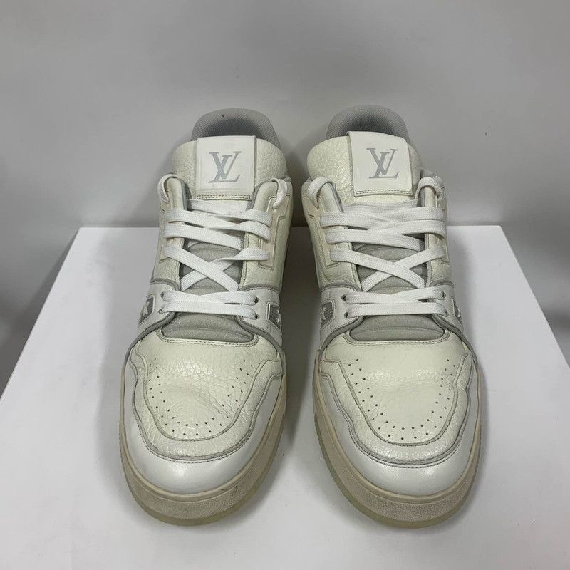 Louis Vuitton Louis Vuitton White Cement Trainer Sneakers for Men 0079 Size US 10.5 / EU 43-44 - 2 Thumbnail