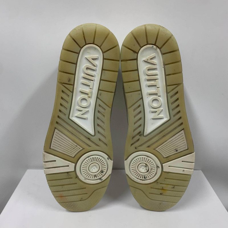 Louis Vuitton Louis Vuitton White Cement Trainer Sneakers for Men 0079 Size US 10.5 / EU 43-44 - 4 Thumbnail