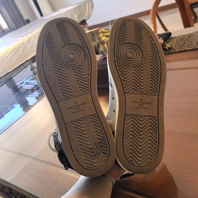 Louis Vuitton Louis Vuitton Rivoli Monogram Strass Sneakers 0079 Size US 8.5 / EU 41-42 - 4 Thumbnail