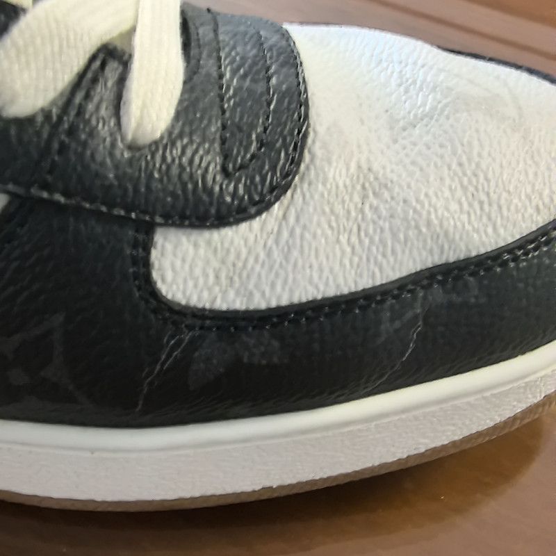 Louis Vuitton Louis Vuitton Rivoli Monogram Strass Sneakers 0079 Size US 8.5 / EU 41-42 - 8 Thumbnail