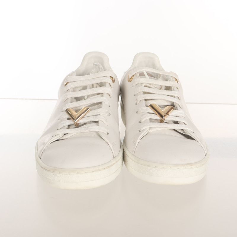 Louis Vuitton Louis Vuitton White Round-Toe Sneakers 0079 Size US 5.5 / EU 38 - 4 Thumbnail