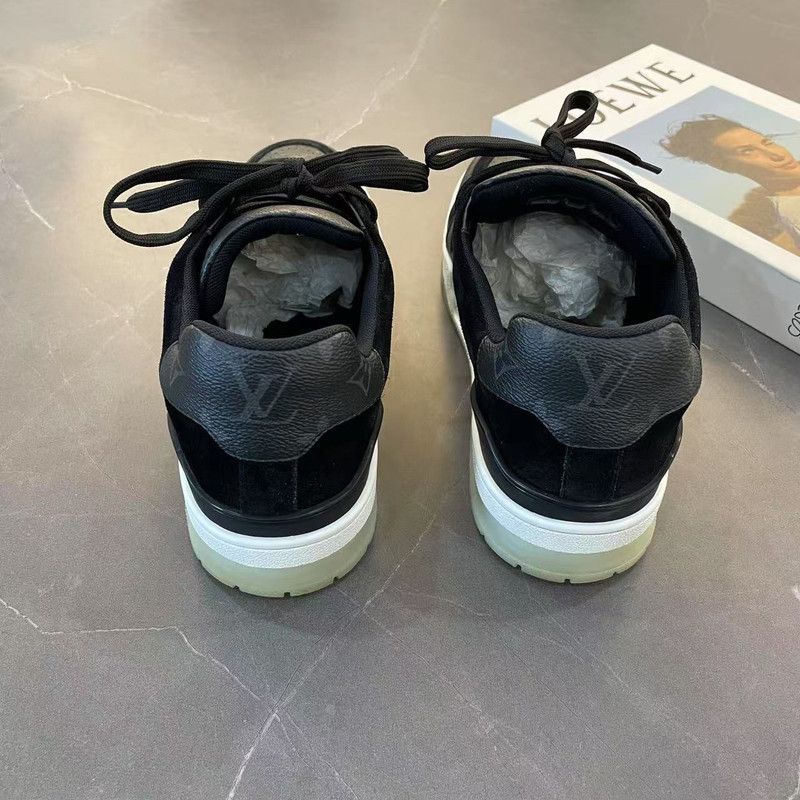Louis Vuitton Louis Vuitton Trainer Low Top Fashion Sneakers for Men 0079 Size US 9.5 / EU 42-43 - 3 Thumbnail