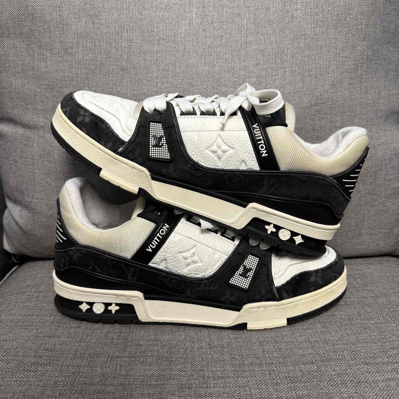 Louis Vuitton Louis Vuitton Trainer Panda Low Sneakers 0079 Size US 8.5 / EU 41-42 - 7 Thumbnail