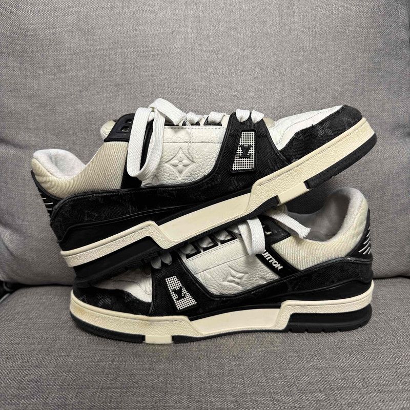 Louis Vuitton Louis Vuitton Trainer Panda Low Sneakers 0079 Size US 8.5 / EU 41-42 - 8 Thumbnail