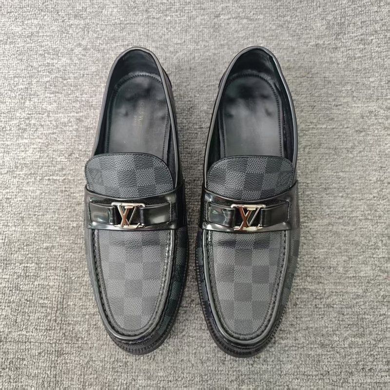 Louis Vuitton Louis Vuitton Major Casual Loafers for Men 0079 Size US 9.5 / EU 42-43 - 2 Thumbnail