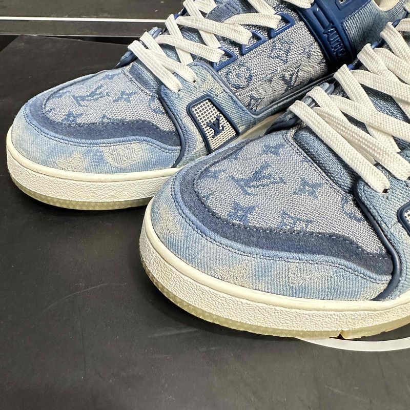 Louis Vuitton Louis Vuitton Blue Trainer Sneakers for Men 0079 Size US 9.5 / EU 42-43 - 6 Thumbnail