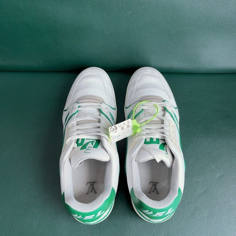 Louis Vuitton Louis Vuitton Trainer Casual Low-Top Sneakers 0079 Size US 9 / EU 42 - 4 Thumbnail