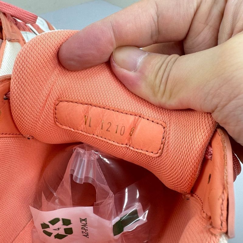 Louis Vuitton Louis Vuitton Trainer Leather Sneakers in Peach Pink 0079 Size US 8.5 / EU 41-42 - 5 Thumbnail