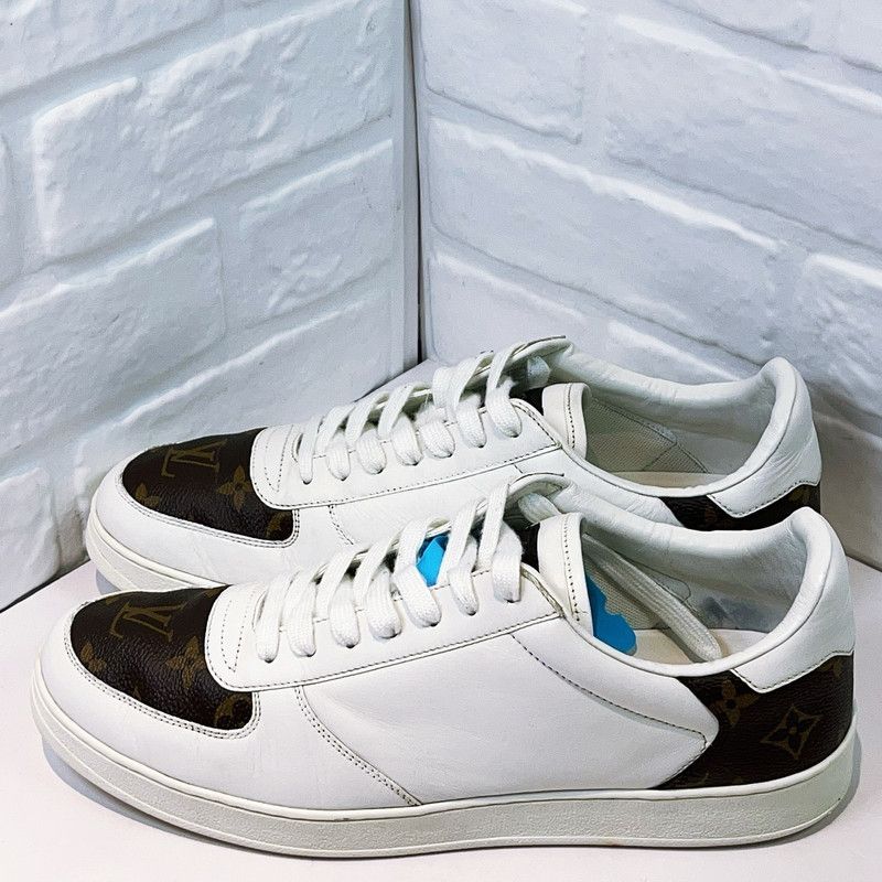 Louis Vuitton Louis Vuitton Rivoli Fashionable Sneakers for Men 0079 Size US 8.5 / EU 41-42 - 2 Thumbnail