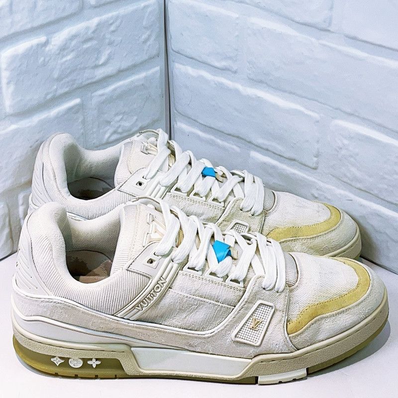 Louis Vuitton Louis Vuitton Classic Logo Trainer Sneakers for Men 0079 Size US 9.5 / EU 42-43 - 3 Thumbnail