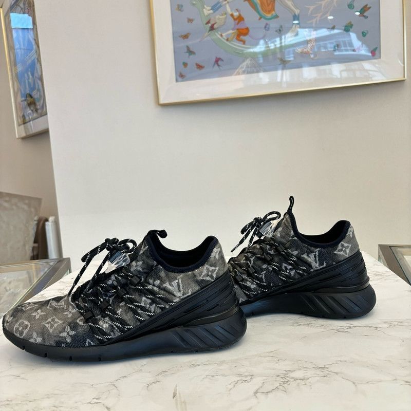 Louis Vuitton Louis Vuitton Fastlane Dyed Canvas Sneakers 0079 Size US 8 / EU 41 - 7 Thumbnail