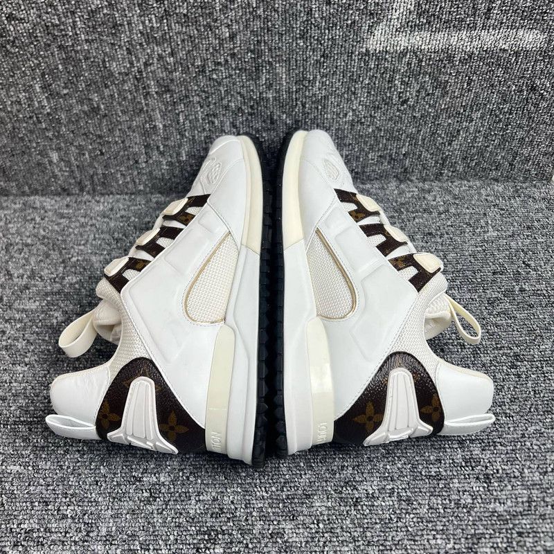 Louis Vuitton Louis Vuitton Sporty White Sneakers 0079 Size US 5.5 / EU 38 - 6 Thumbnail