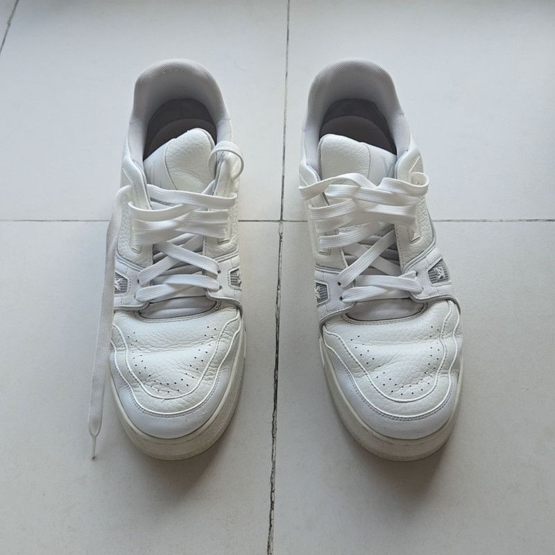 Louis Vuitton Louis Vuitton Trainer White Low-Top Sneakers 0079 Size US 9.5 / EU 42-43 - 2 Thumbnail