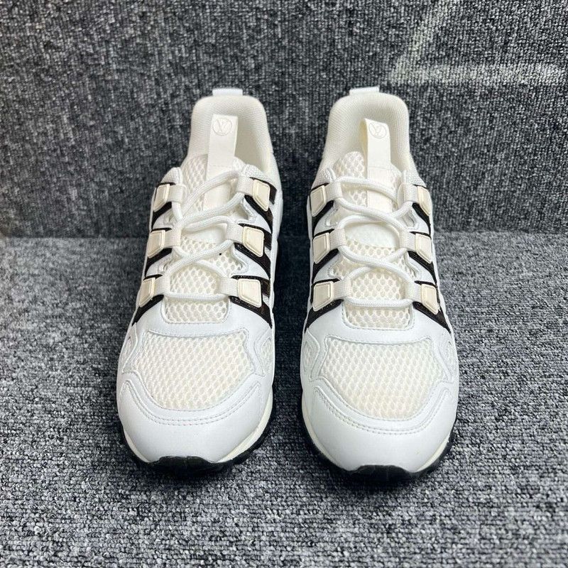 Louis Vuitton Louis Vuitton Monogram White Sport Sneakers 0079 Size US 7.5 / EU 40-41 - 2 Thumbnail