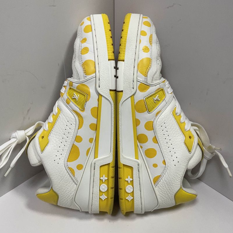 Louis Vuitton Yayoi Kusama x Louis Vuitton Polka Dot Trainers 0079 Size US 9 / EU 42 - 10 Thumbnail