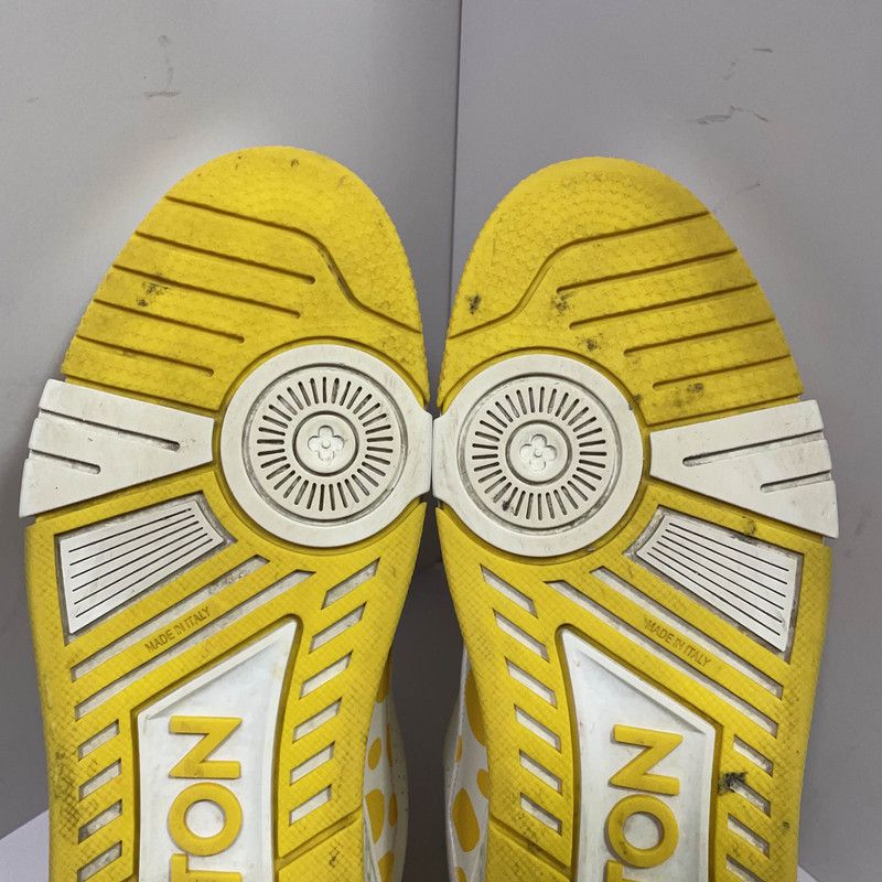 Louis Vuitton Yayoi Kusama x Louis Vuitton Polka Dot Trainers 0079 Size US 9 / EU 42 - 6 Thumbnail