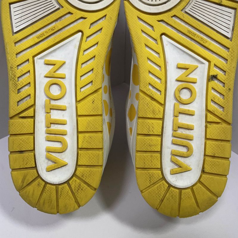 Louis Vuitton Yayoi Kusama x Louis Vuitton Polka Dot Trainers 0079 Size US 9 / EU 42 - 7 Thumbnail