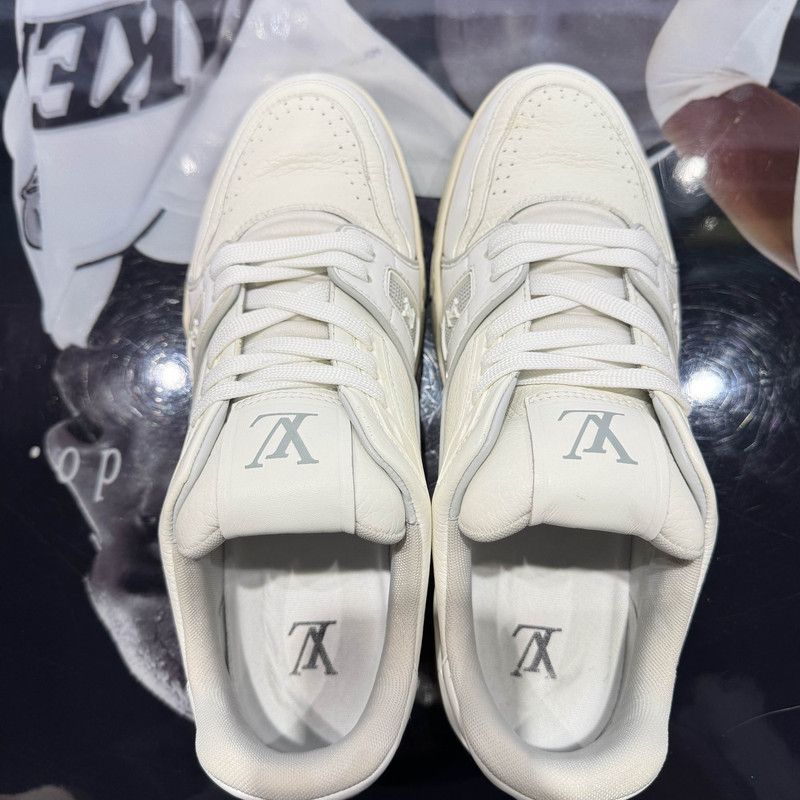 Louis Vuitton Louis Vuitton Trainer Low White Sneakers 0079 Size US 8 / EU 41 - 6 Thumbnail