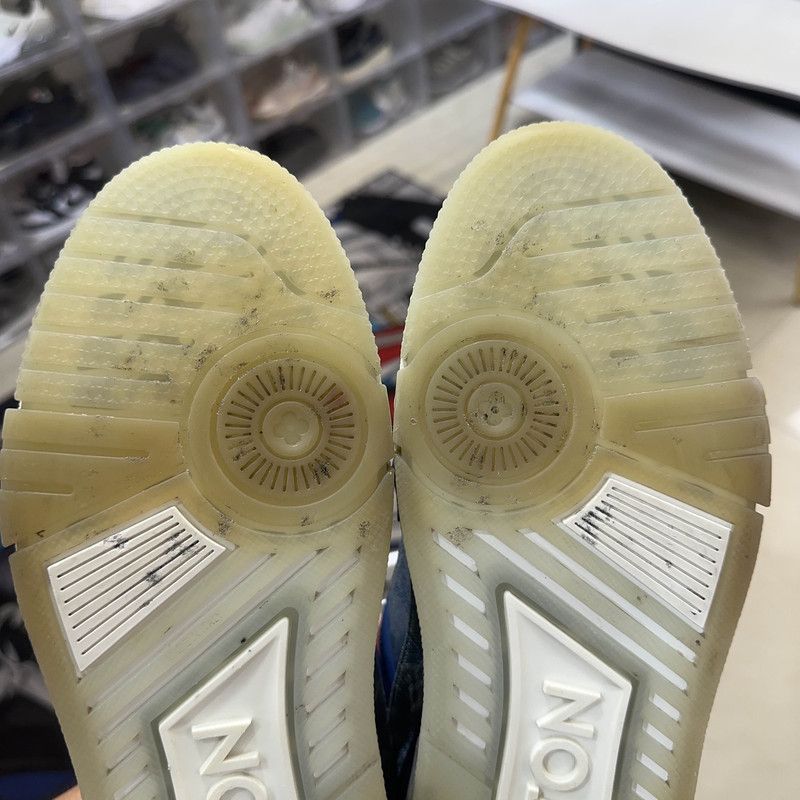 Louis Vuitton Louis Vuitton Blue Denim Low-Top Trainers for Men 0079 Size US 8 / EU 41 - 10 Thumbnail