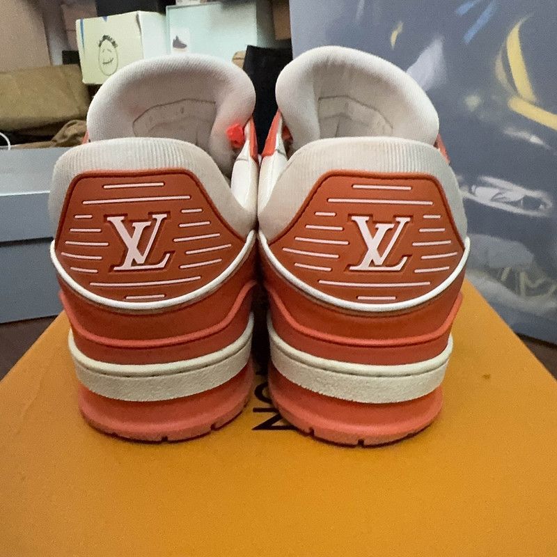 Louis Vuitton Louis Vuitton Trainer Fashion Sneakers in Orange 0079 Size US 9.5 / EU 42-43 - 3 Thumbnail