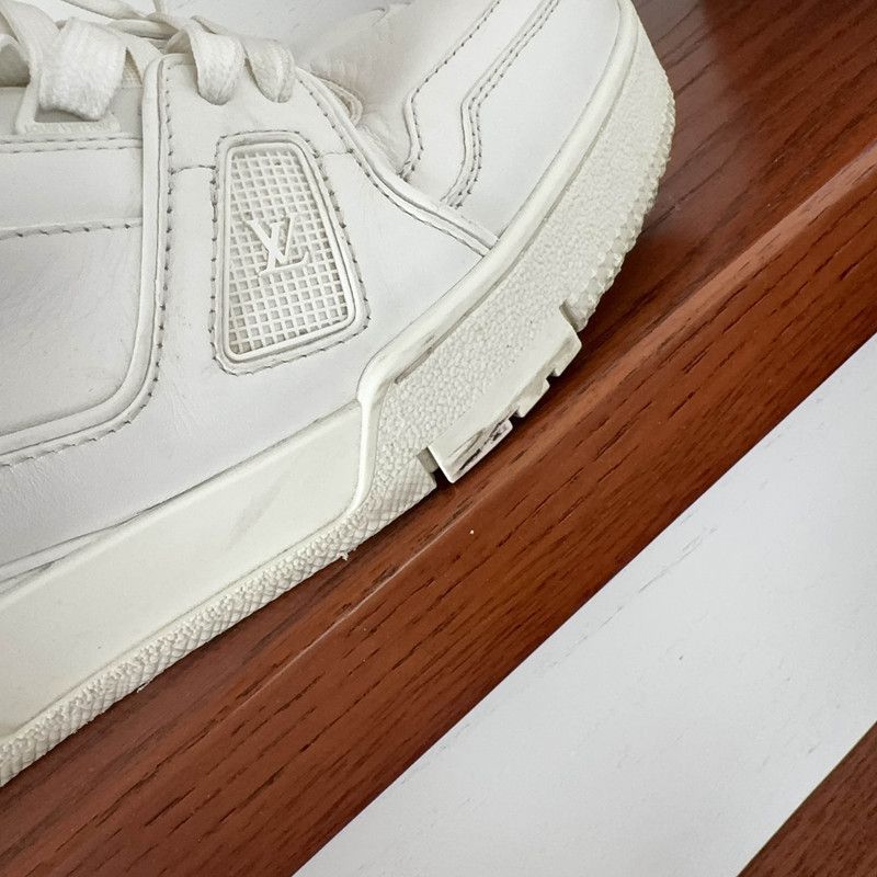 Louis Vuitton Louis Vuitton Trainer Sneaker in White 0079 Size US 9.5 / EU 42-43 - 11 Thumbnail